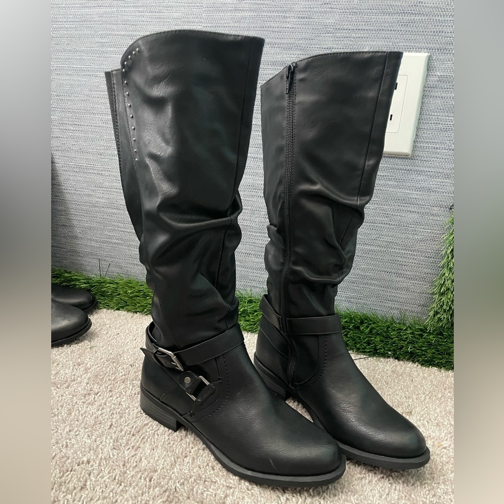 White Mountain Black Mid-Calf Buckle Riding Boots